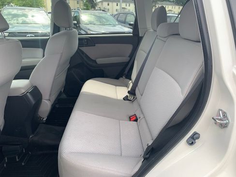 Used 2016 Subaru Forester 2.5i Premium w/ All-Weather Package AWD/4WD image 17