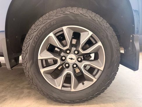 Used 2022 Chevrolet Silverado 1500 RST AWD/4WD image 15