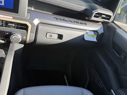 New 2025 Toyota Tacoma SR5 image 33