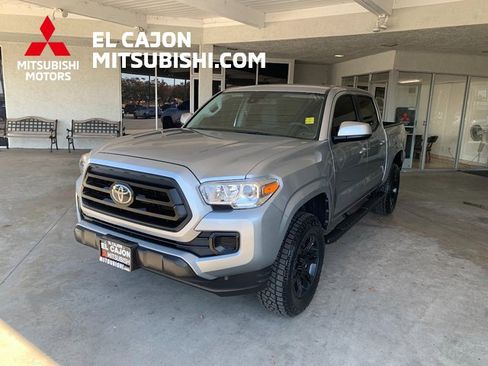 Used 2022 Toyota Tacoma SR image 8
