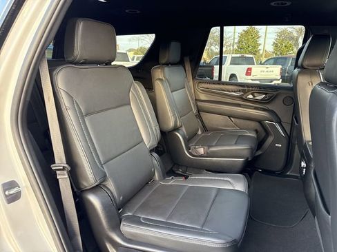 Used 2023 GMC Yukon Denali AWD/4WD image 22