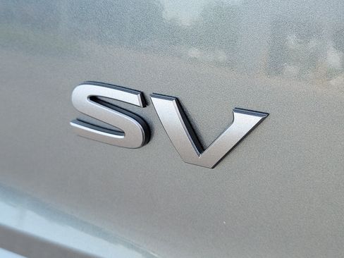 Certified 2024 Nissan Rogue SV FWD image 11