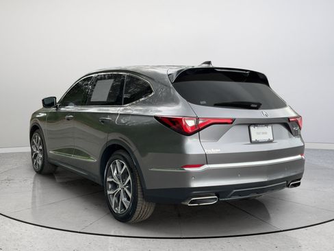 Used 2023 Acura MDX FWD w/ Technology Package image 8