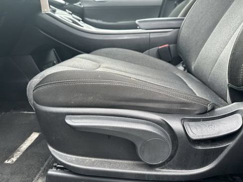 Used 2021 Hyundai Palisade SE AWD/4WD image 15