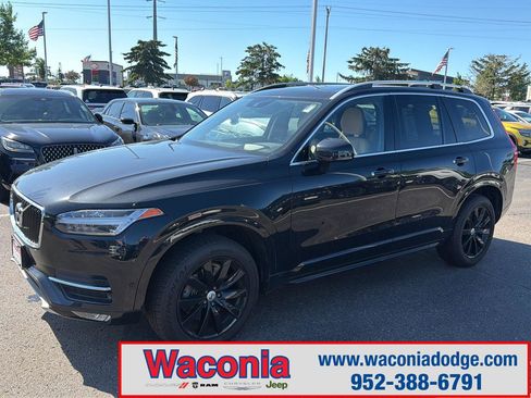 Used 2016 Volvo XC90 T6 Momentum w/ Momentum Plus Package AWD/4WD image 1