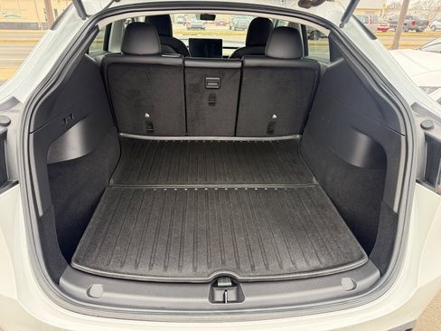 Used 2021 Tesla Model Y Long Range image 14