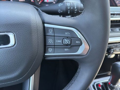 Used 2025 Jeep Compass Limited AWD/4WD image 26