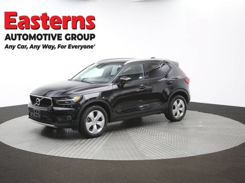 Used 2022 Volvo XC40 T5 Momentum AWD/4WD image 56