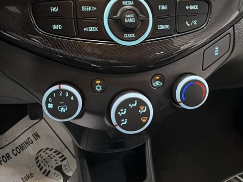 Used 2014 Chevrolet Spark LS image 17