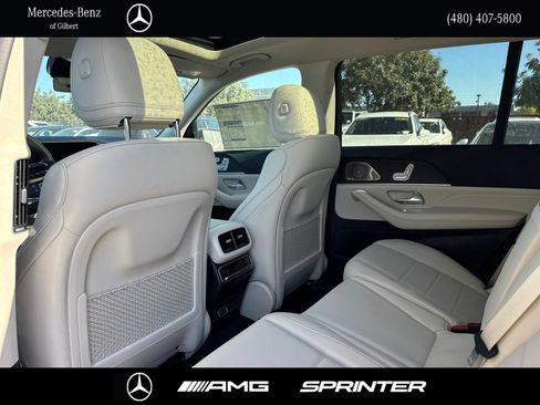 New 2026 Mercedes-Benz GLS 450 4MATIC image 19