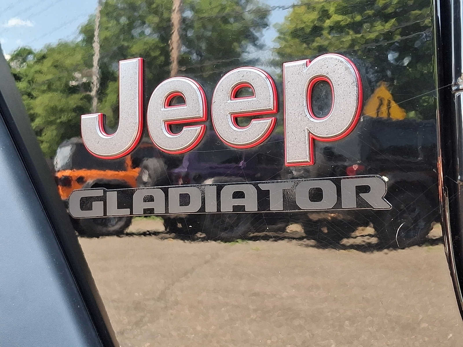 Used 2021 Jeep Gladiator Rubicon w/ Trailer Tow Package AWD/4WD image 30