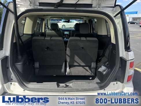 Used 2018 Ford Flex Limited w/ Equipment Group 301A FWD image 22