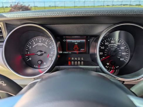 Used 2018 Ford Mustang GT Premium RWD image 14
