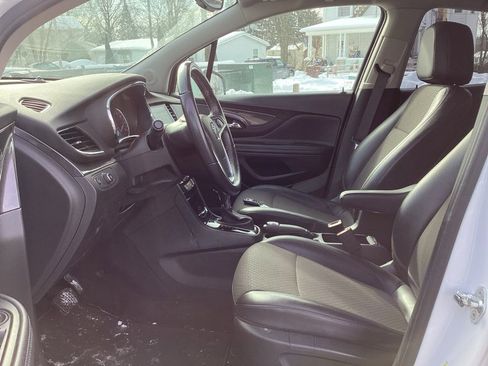 Used 2019 Buick Encore Preferred image 9