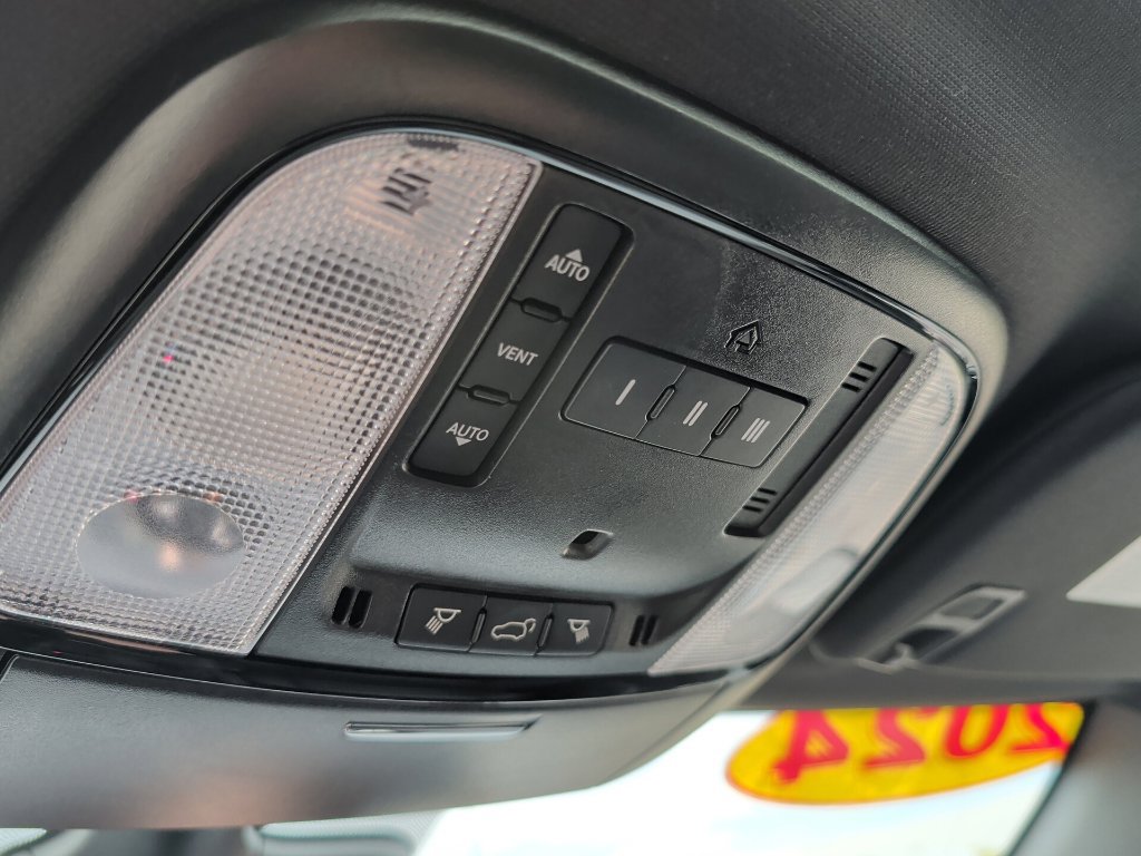 Used 2024 Dodge Durango GT AWD/4WD image 30