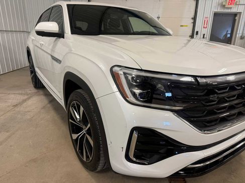 Certified 2024 Volkswagen Atlas Cross Sport SEL Premium R-Line image 10