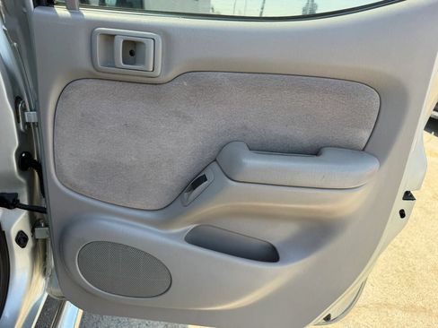Used 2003 Toyota Tacoma PreRunner RWD image 17