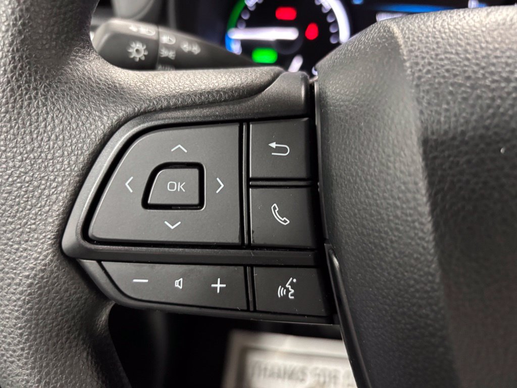Used 2026 Toyota Sienna LE FWD image 19