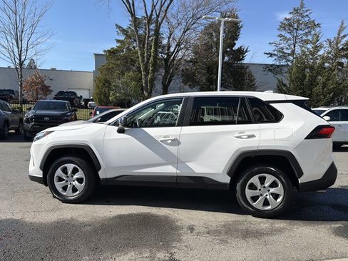 Used 2025 Toyota RAV4 LE image 8