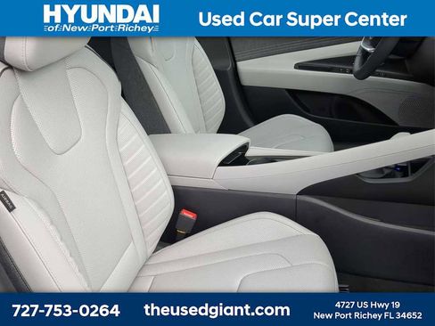 New 2026 Hyundai Elantra Limited image 23