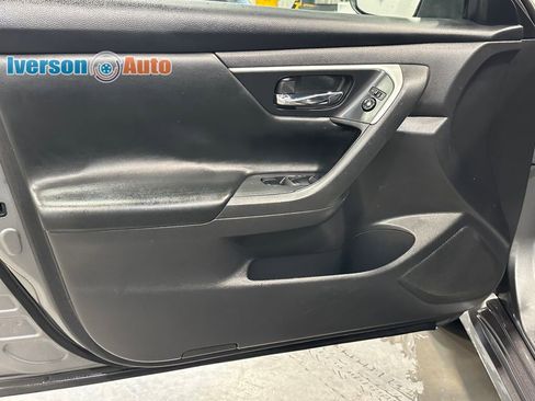 Used 2016 Nissan Altima 2.5 S w/ Power Driver Seat Package image 13
