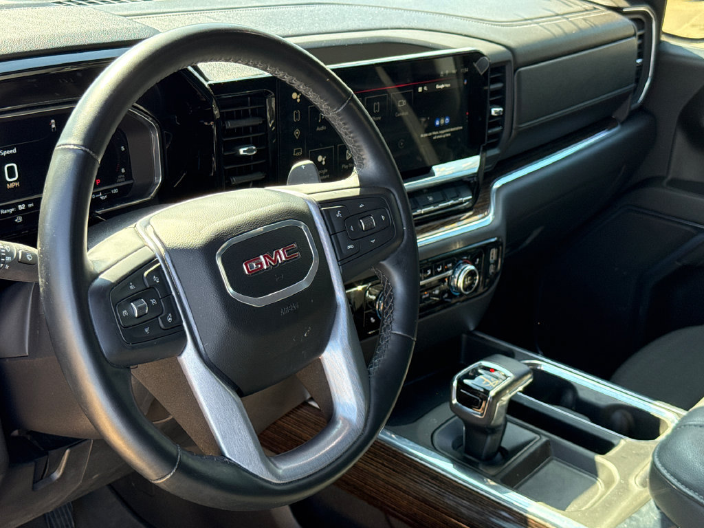 Used 2024 GMC Sierra 1500 Elevation w/ LPO, Elevation Black Package AWD/4WD image 14