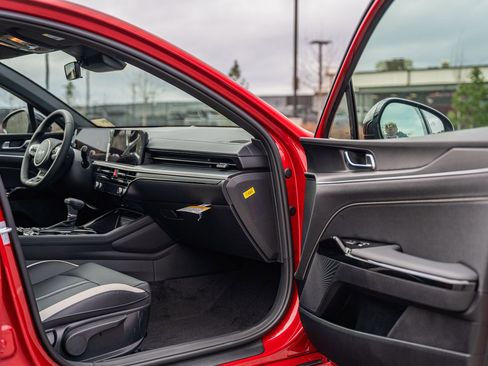 New 2026 Kia K5 GT-Line image 12