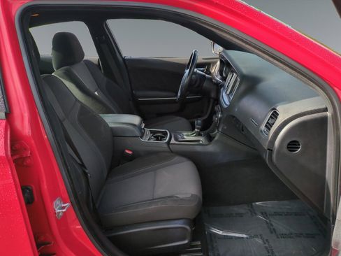 Used 2022 Dodge Charger SXT image 15