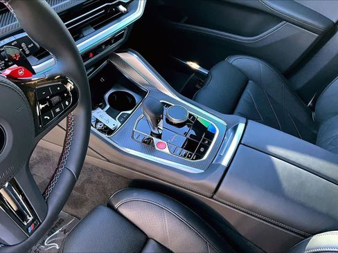 Used 2025 BMW XM image 16