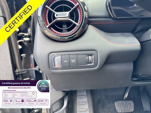 Used 2024 Chevrolet Blazer EV RS AWD/4WD image 17