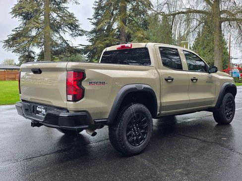 Used 2023 Chevrolet Colorado Trail Boss w/ Advanced Trailering Package AWD/4WD image 6