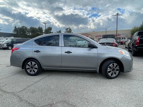 Used 2014 Nissan Versa S Plus image 5