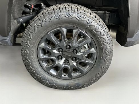 Used 2026 Toyota 4Runner SR5 RWD image 11