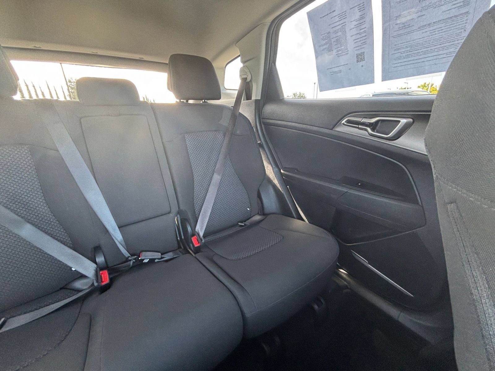 Used 2026 Kia Sportage LX FWD image 36