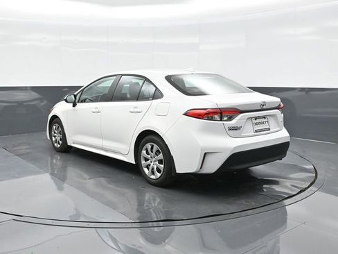 Certified 2026 Toyota Corolla LE image 5