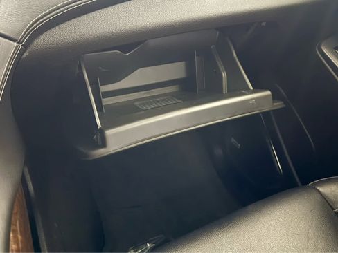 Used 2016 Chevrolet Tahoe LT w/ Luxury Package image 22