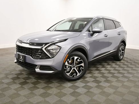 Certified 2023 Kia Sportage EX AWD/4WD image 2