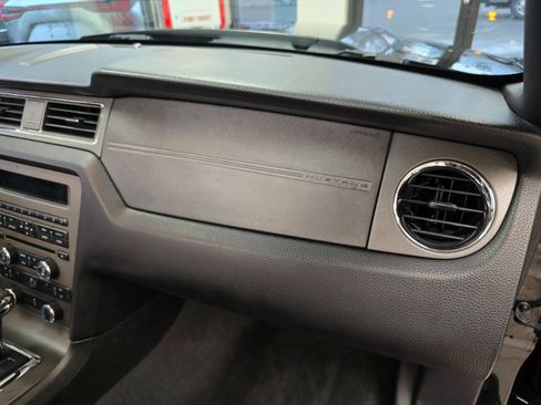 Used 2012 Ford Mustang Convertible image 43