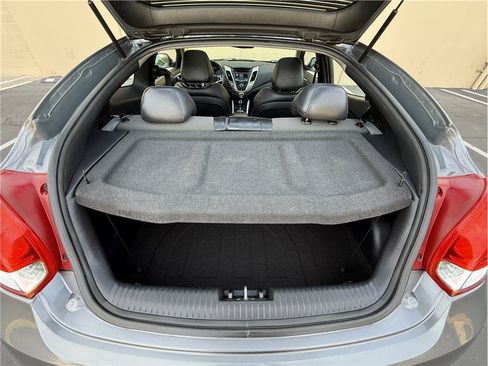 Used 2013 Hyundai Veloster w/ Style Pkg FWD image 21