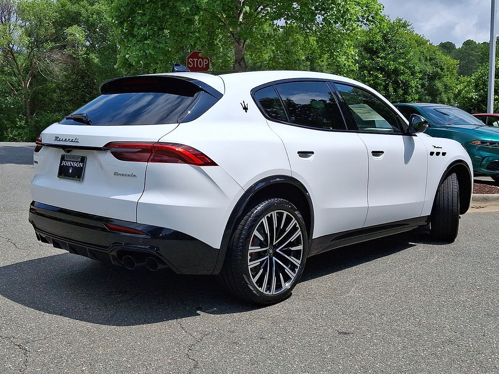 New 2025 Maserati Grecale Modena AWD/4WD image 12