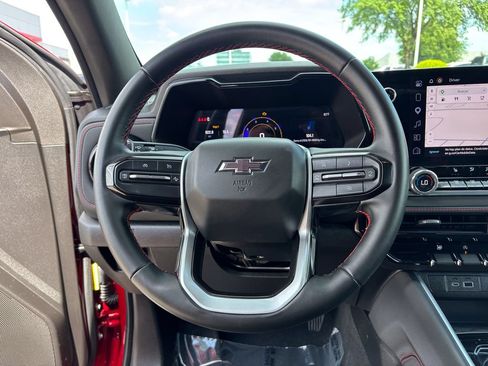 Used 2024 Chevrolet Colorado Z71 w/ Z71 Convenience Package 2 AWD/4WD image 29
