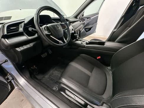 Used 2019 Honda Civic Sport image 15