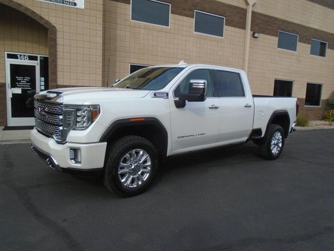 Used 2021 GMC Sierra 2500 Denali w/ Denali Ultimate Package image 1