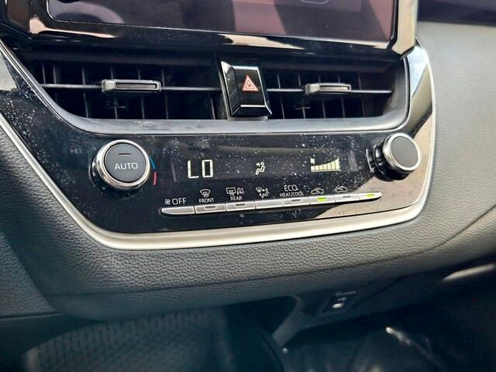 Used 2026 Toyota Corolla LE FWD image 17