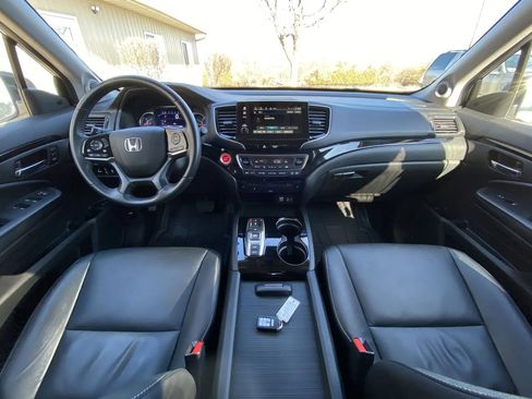Used 2022 Honda Pilot Touring image 14
