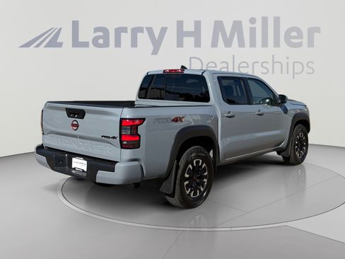 Used 2024 Nissan Frontier PRO-4X w/ Technology Package AWD/4WD image 5