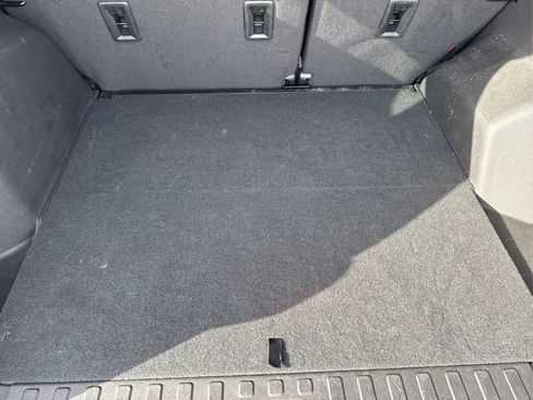 Certified 2024 Chevrolet Equinox LT image 36