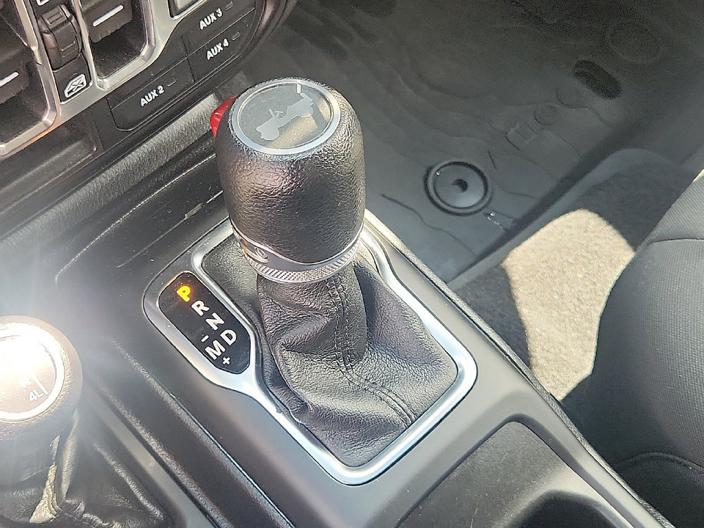 Used 2021 Jeep Wrangler Unlimited Sport AWD/4WD image 19