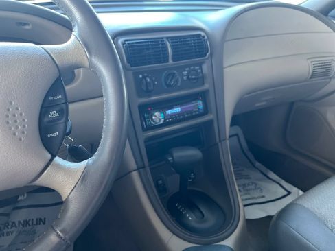 Used 2000 Ford Mustang GT RWD image 18