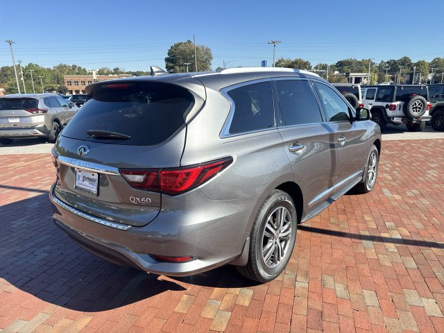 Used 2020 INFINITI QX60 Luxe w/ Essential Package FWD image 36